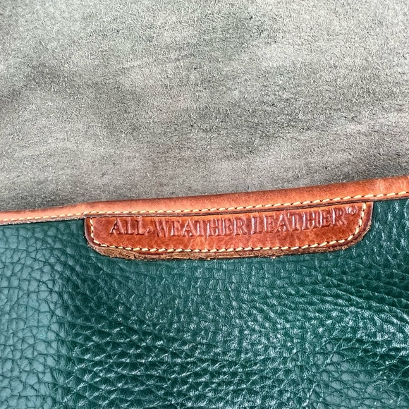 Vintage Green Dooney & Bourke Surrey Crossbody Messenger bag - Picture 3 of 10